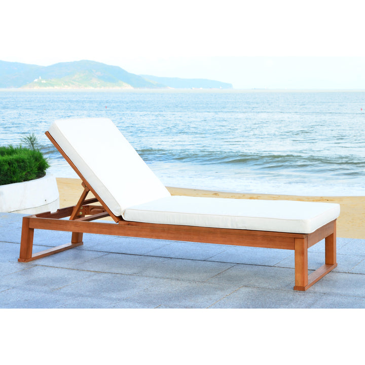 SAFAVIEH Outdoor Collection Solano Chaise Sunlounger Natural/Beige Image 1