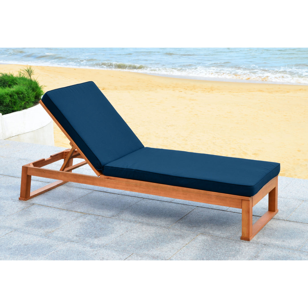 SAFAVIEH Outdoor Collection Solano Chaise Sunlounger Natural/Navy Image 2