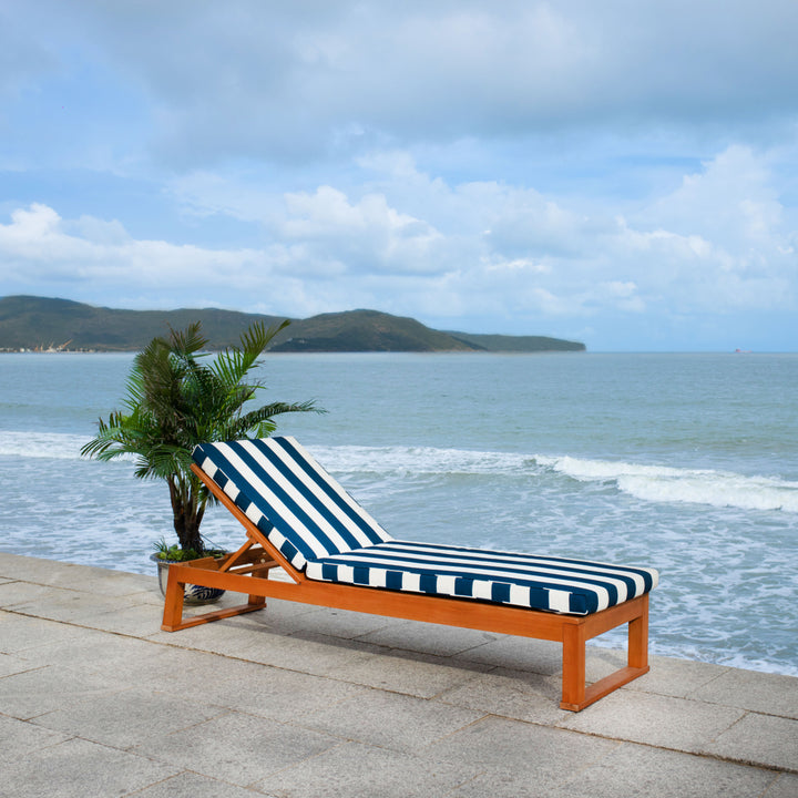 SAFAVIEH Outdoor Collection Solano Chaise Sunlounger Natural/Navy Image 2