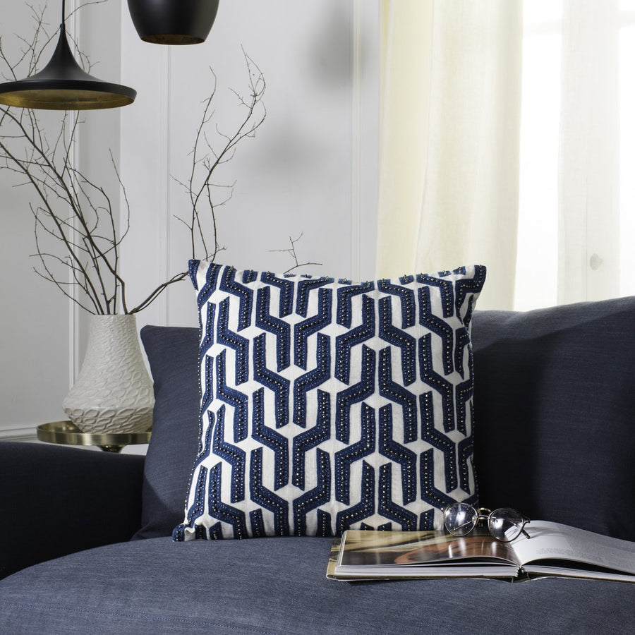 SAFAVIEH Chauncy Pillow Navy / White Image 1