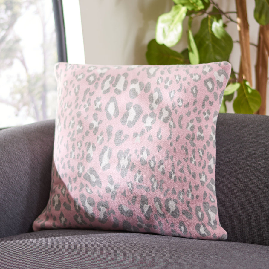 SAFAVIEH Gwynn Leopard Pillow Pink / Black Image 1