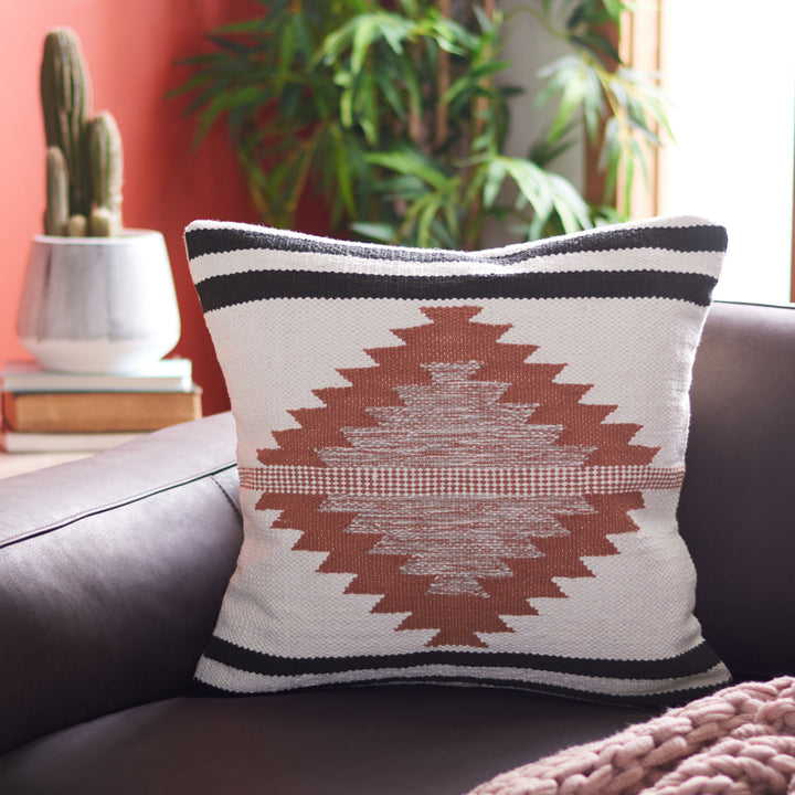 SAFAVIEH Saiko Pillow Rust / Beige Image 1