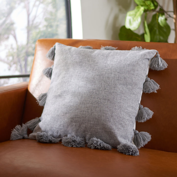 SAFAVIEH Lonelli Pillow Grey Image 1