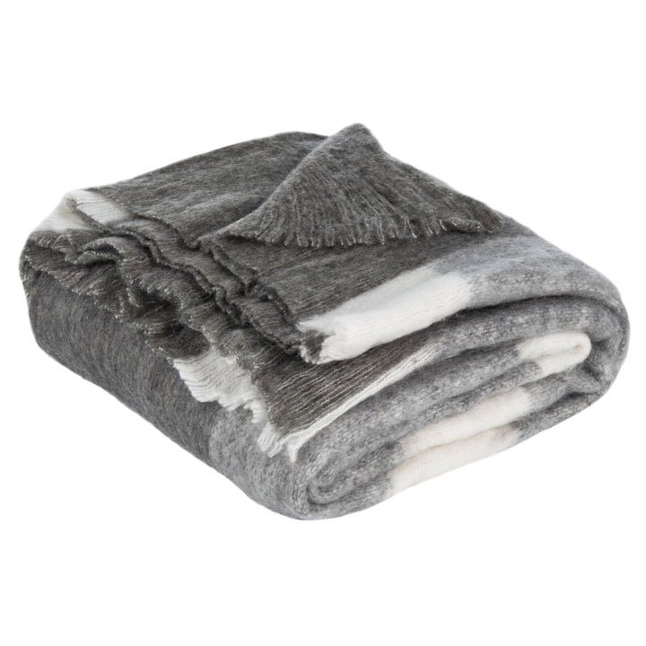 SAFAVIEH Aspen Throw Blanket Grey / White Image 4
