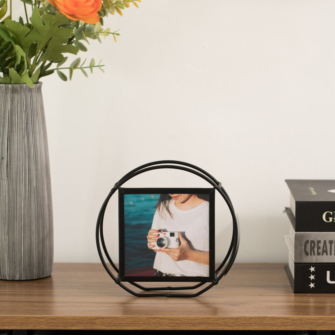 Modern Circle Shape Black Metal Decor Photo Frame for Tabletop Display Image 11