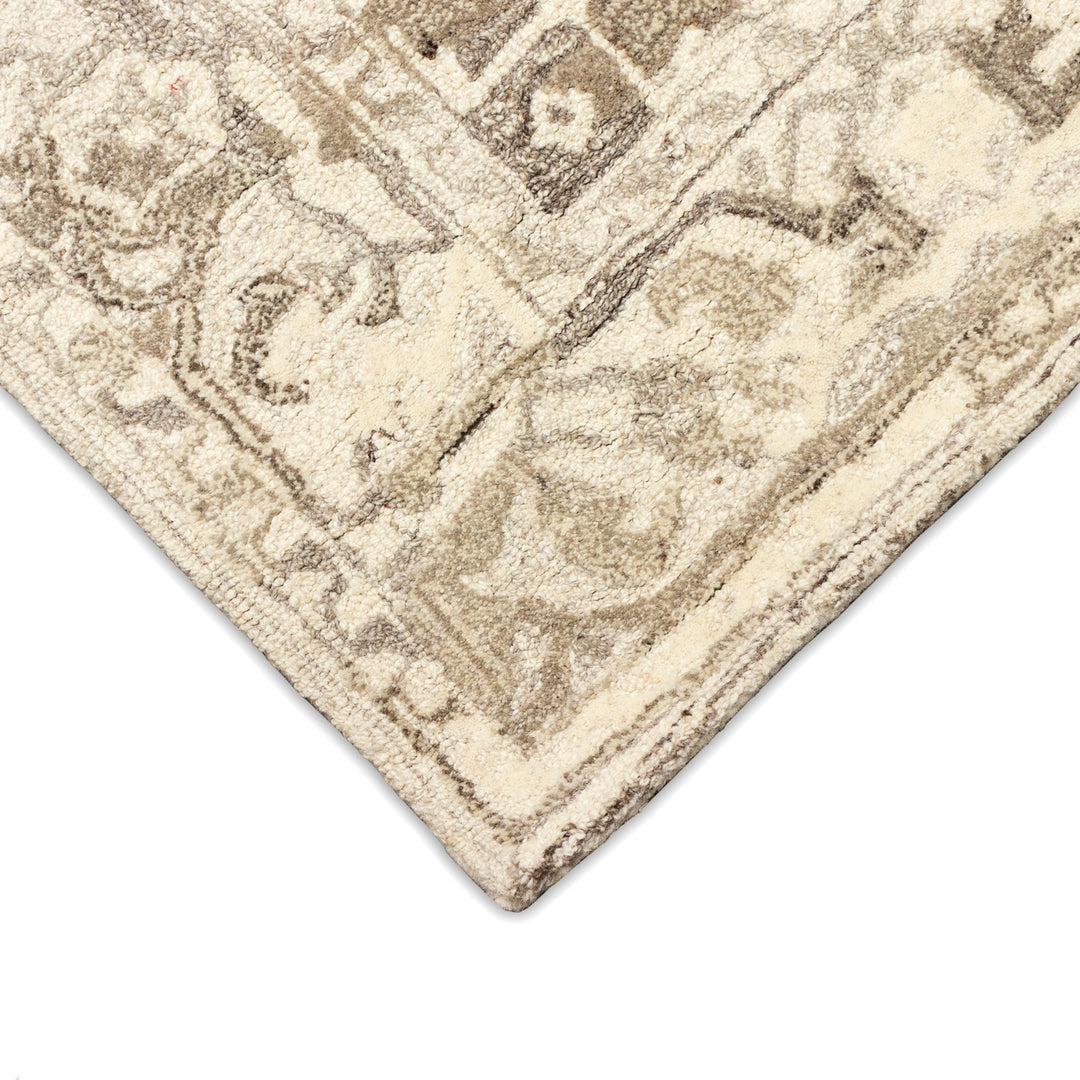 Liora Manne Hana Heriz Indoor Area Rug Natural Image 7