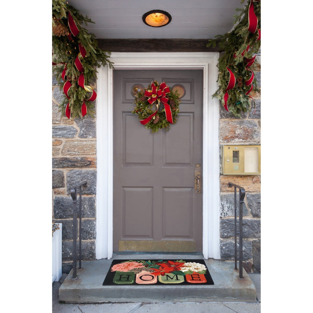 Liora Manne Holiday Area Rug Indoor Outdoor Black Poinsettia 5x7 Hand Tufted Image 9