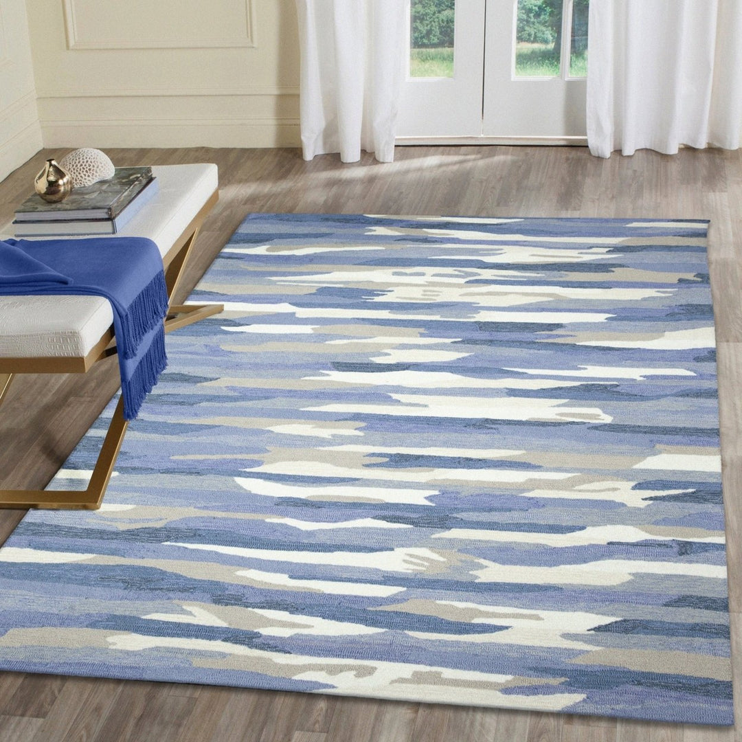 Liora Manne Capri Cloud Area Rug Soft Blue Indoor Outdoor 80% Polyester/Acrylic Image 1