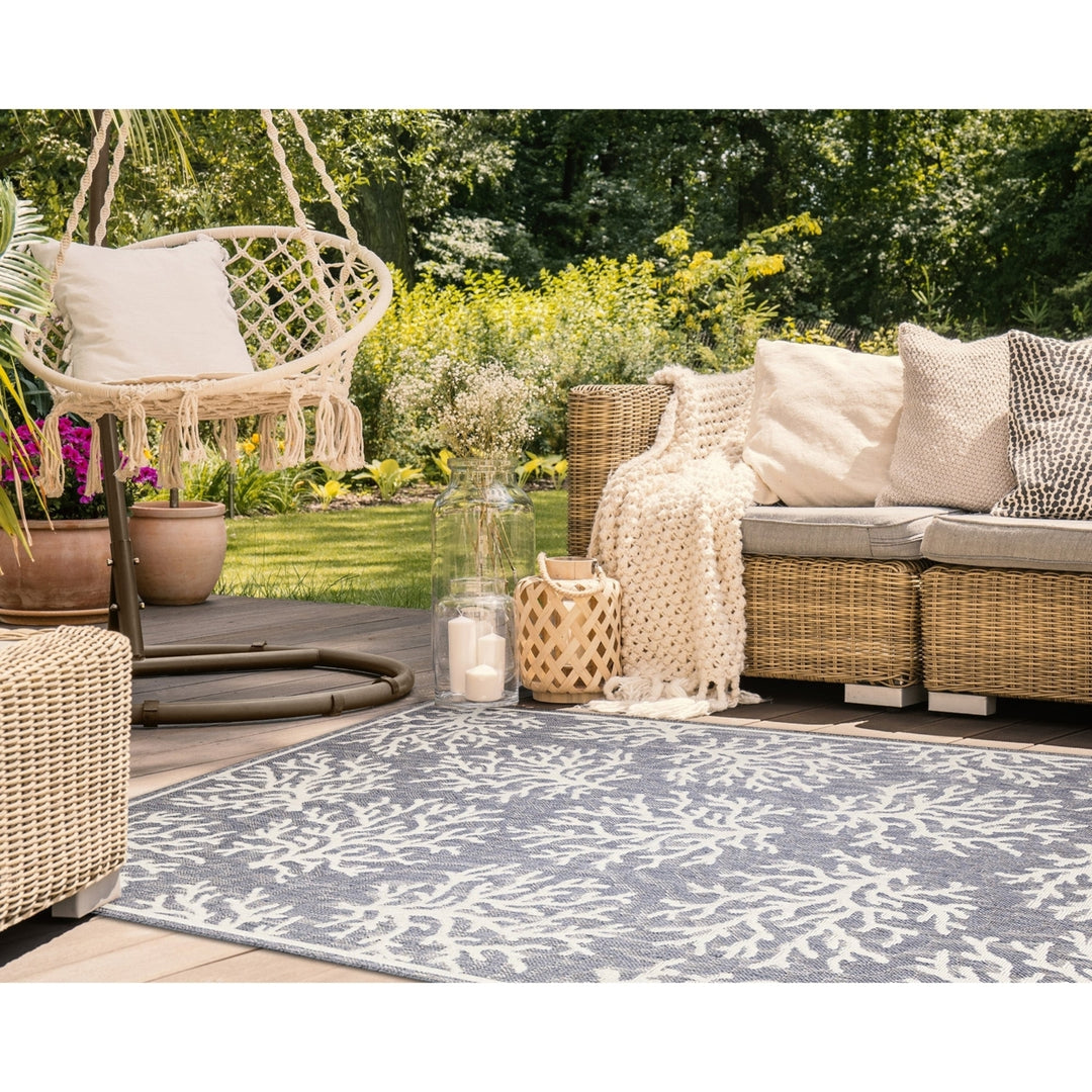 Liora Manne Cove Coral Indoor Outdoor Area Rug Blue Image 5