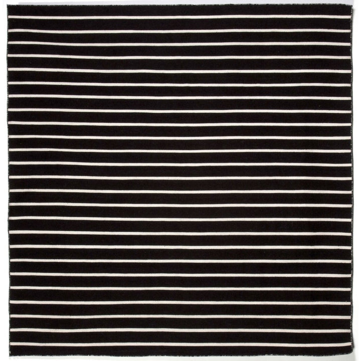 Liora Manne Sorrento Pinstripe Area Rug Black 100% Polyester Indoor Outdoor Image 1