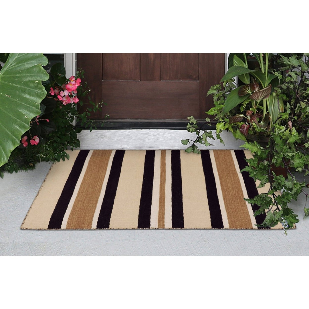 Liora Manne Sorrento Cabana Stripe Indoor Outdoor Area Rug 100% Polyester Reversible Image 1