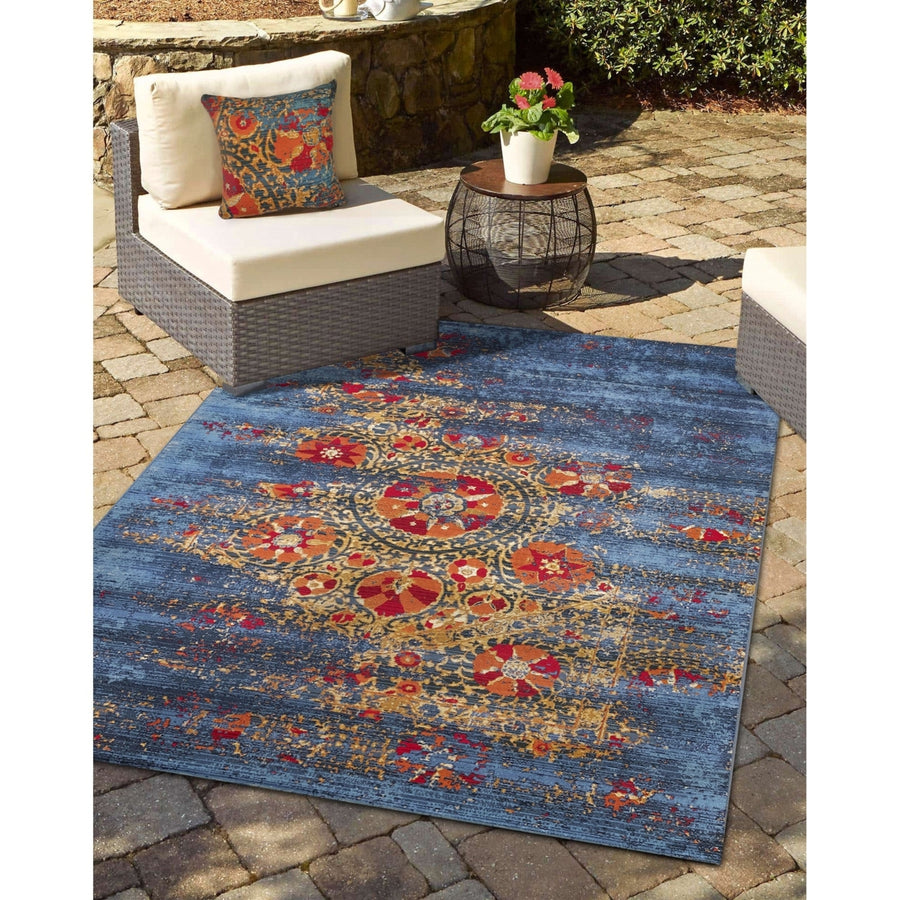 Liora Manne Marina Suzanie Outdoor Indoor Rug Blue 75% Polypropylene 5x8 ft Image 1