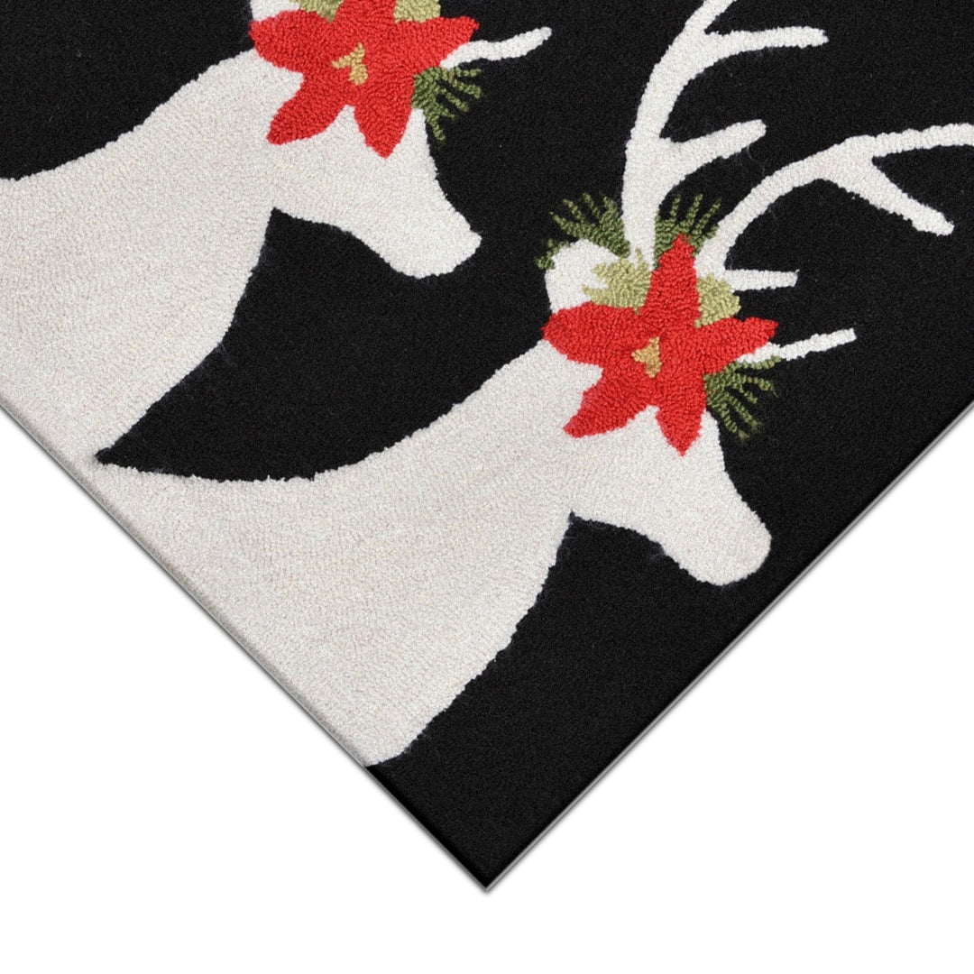 Liora Manne Reindeer Area Rug Black Indoor Outdoor Hand Tufted Weather Resistant Image 6