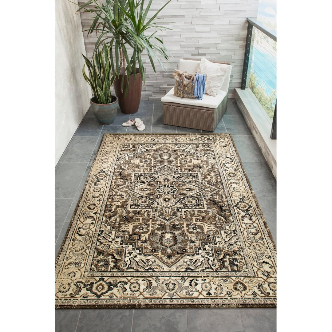 Liora Manne Heriz Outdoor Indoor Rug Neutral Power Loomed Polypropylene 5x8 Image 4