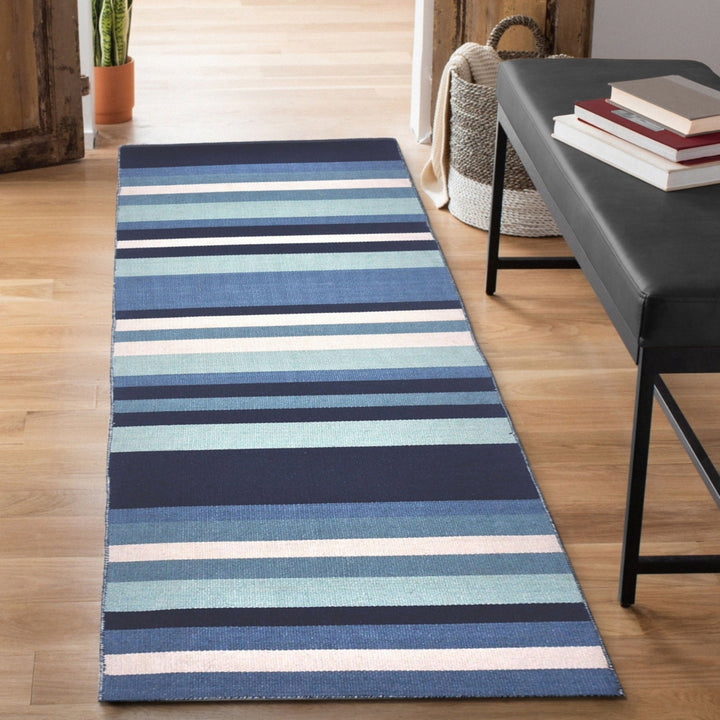 Liora Manne Sorrento Tribeca Indoor Outdoor Area Rug Water Image 8