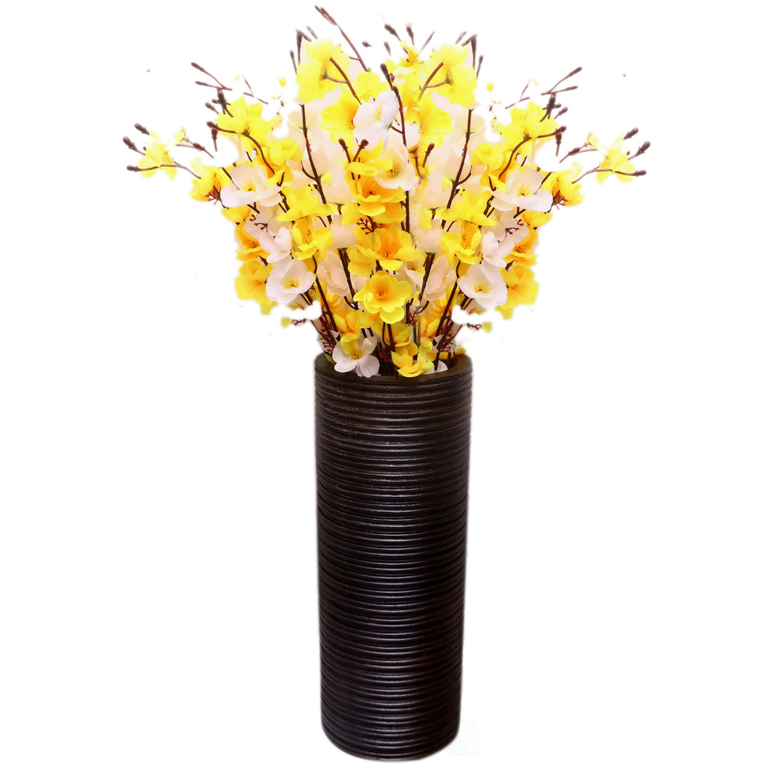 Brown Decorative Contemporary Mango Wood Ribbed Design Cylinder Shaped Vase Image 4