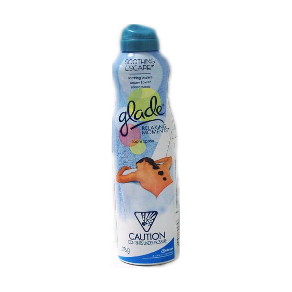 Febreze Noticeables Plugin With Refills Berry Paradise and Melon Mist scent (26ml) Image 1