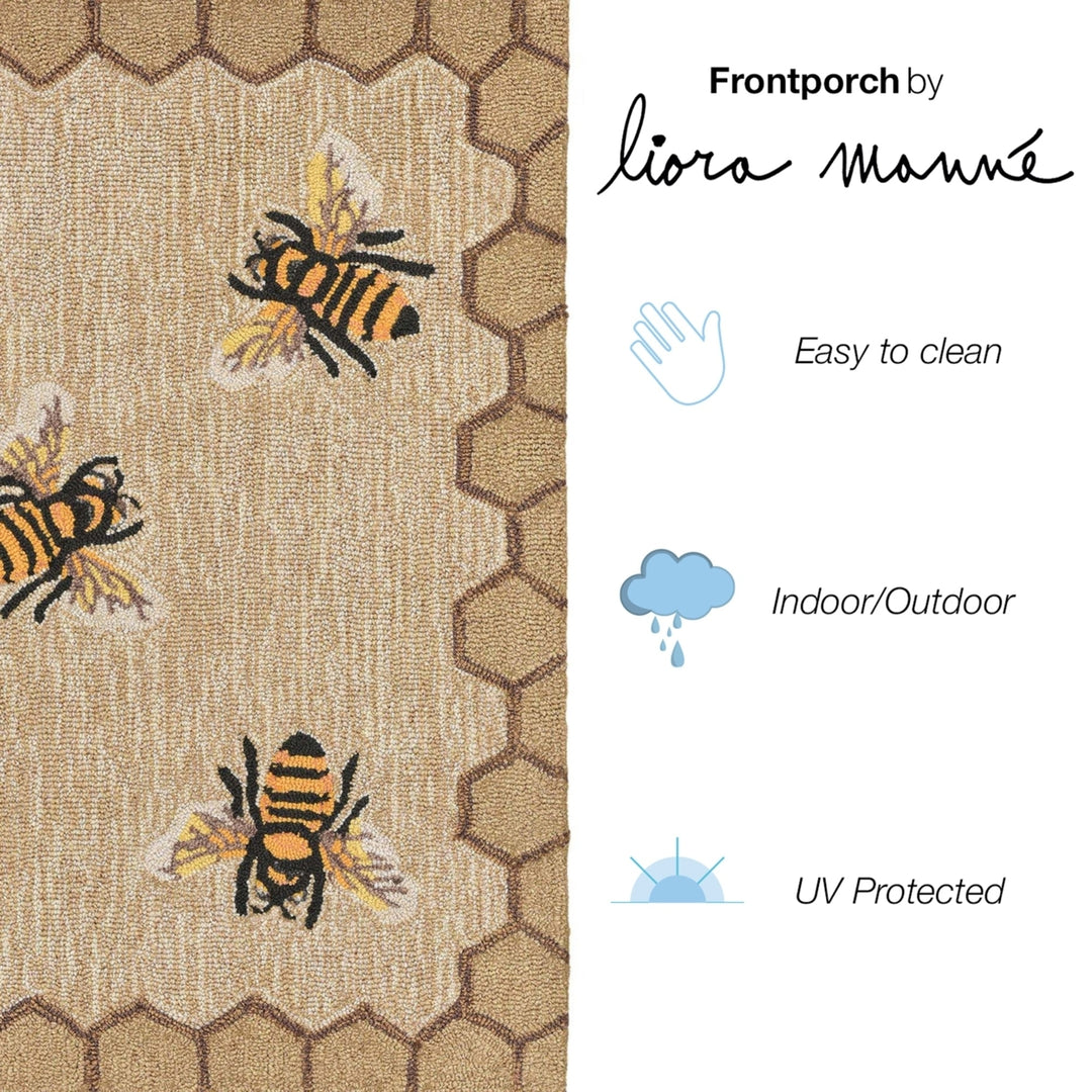 Liora Manne Frontporch Honeycomb Bee Indoor Outdoor Area Rug Natural Image 9