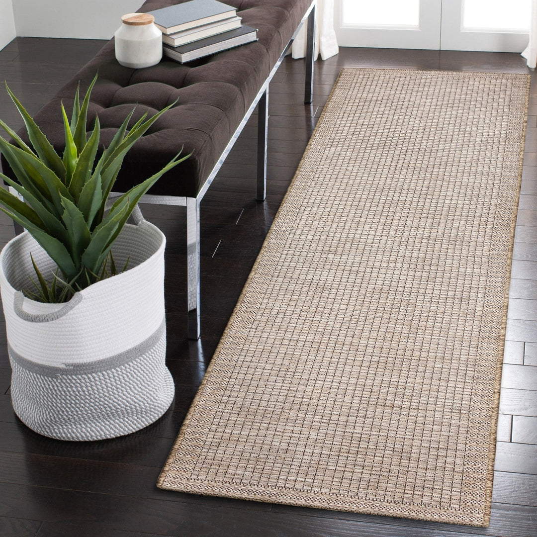Liora Manne Orly Texture Indoor Outdoor Area Rug Natural Image 5