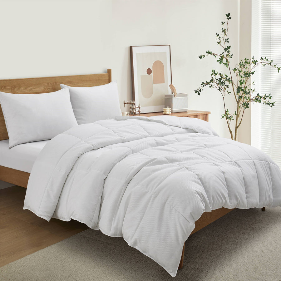 Puredown Down Alternative Comforter, Lightweight Comforter Twin, Queen, King Size Image 1