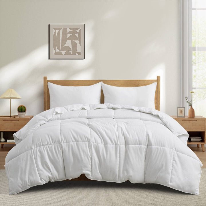 Puredown Down Alternative Lightweight Comforter Twin Queen King 100% Polyester Image 1