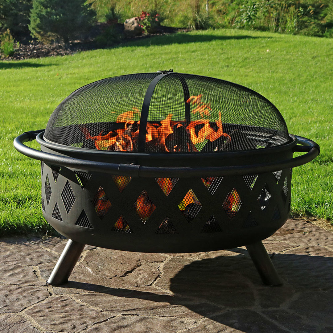 Sunnydaze 36 in Crossweave Steel Fire Pit with Screen, Poker, and Cover Image 2