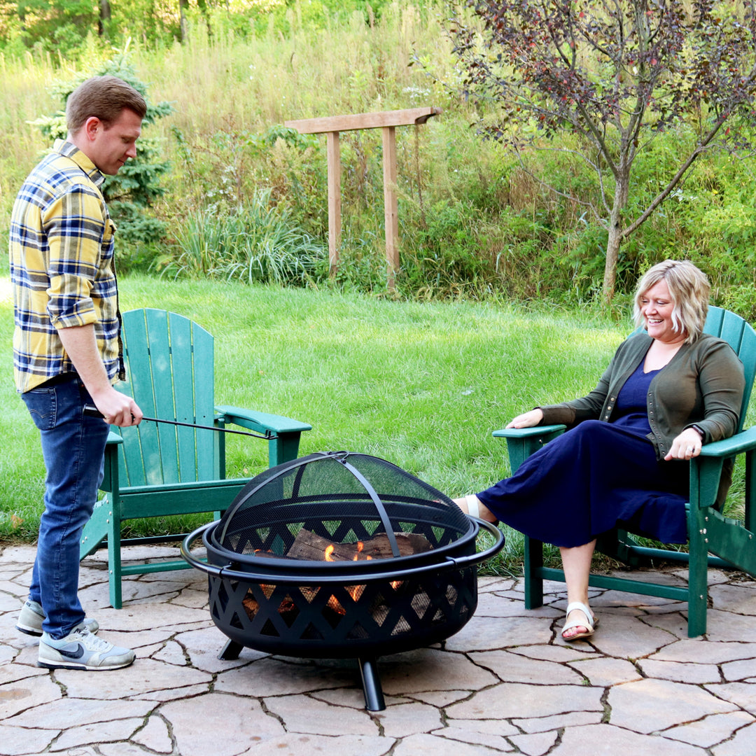 Sunnydaze 36 in Crossweave Steel Fire Pit with Screen, Poker, and Cover Image 7