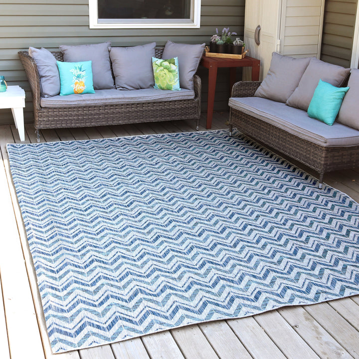 Sunnydaze Chevron Dreams Outdoor Area Rug - Blue/Gray - 8 ft x 10 ft Image 4