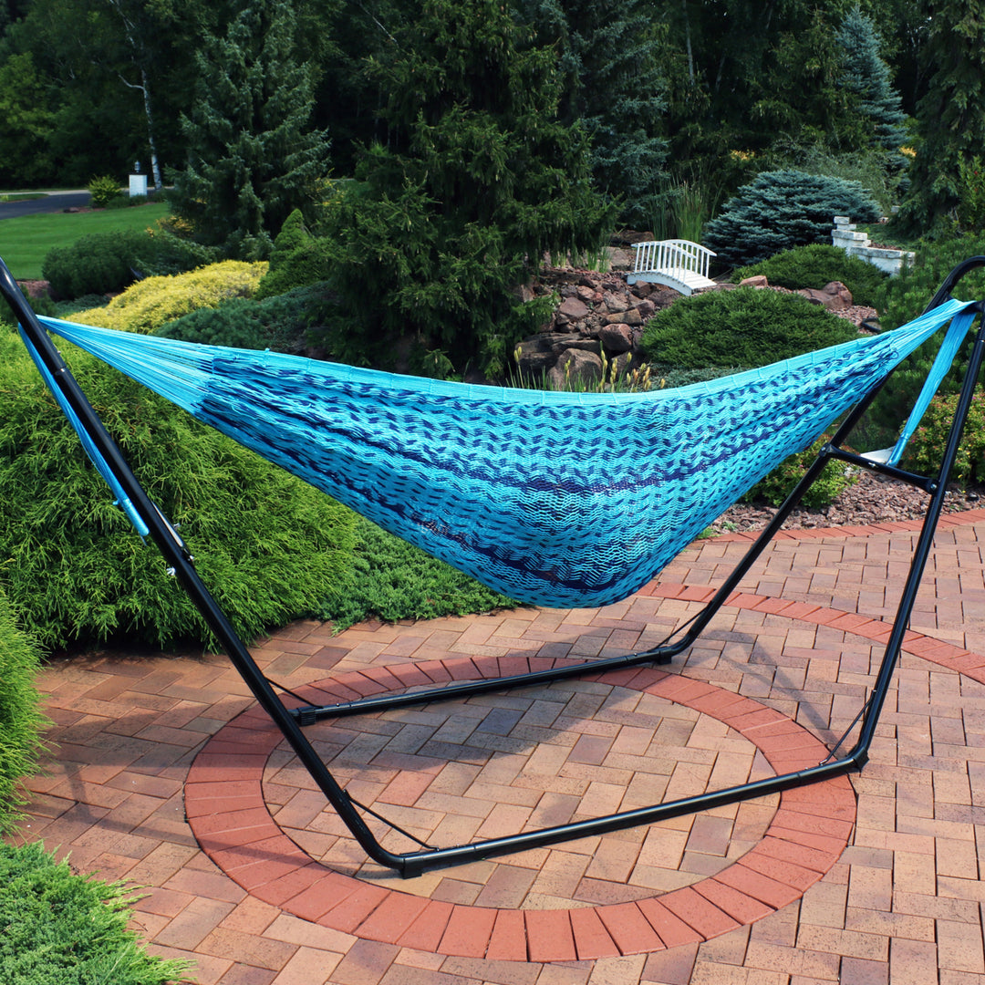 Sunnydaze 2-Person Cotton and Nylon Woven Fabric Hammock - Striped Blue Image 4