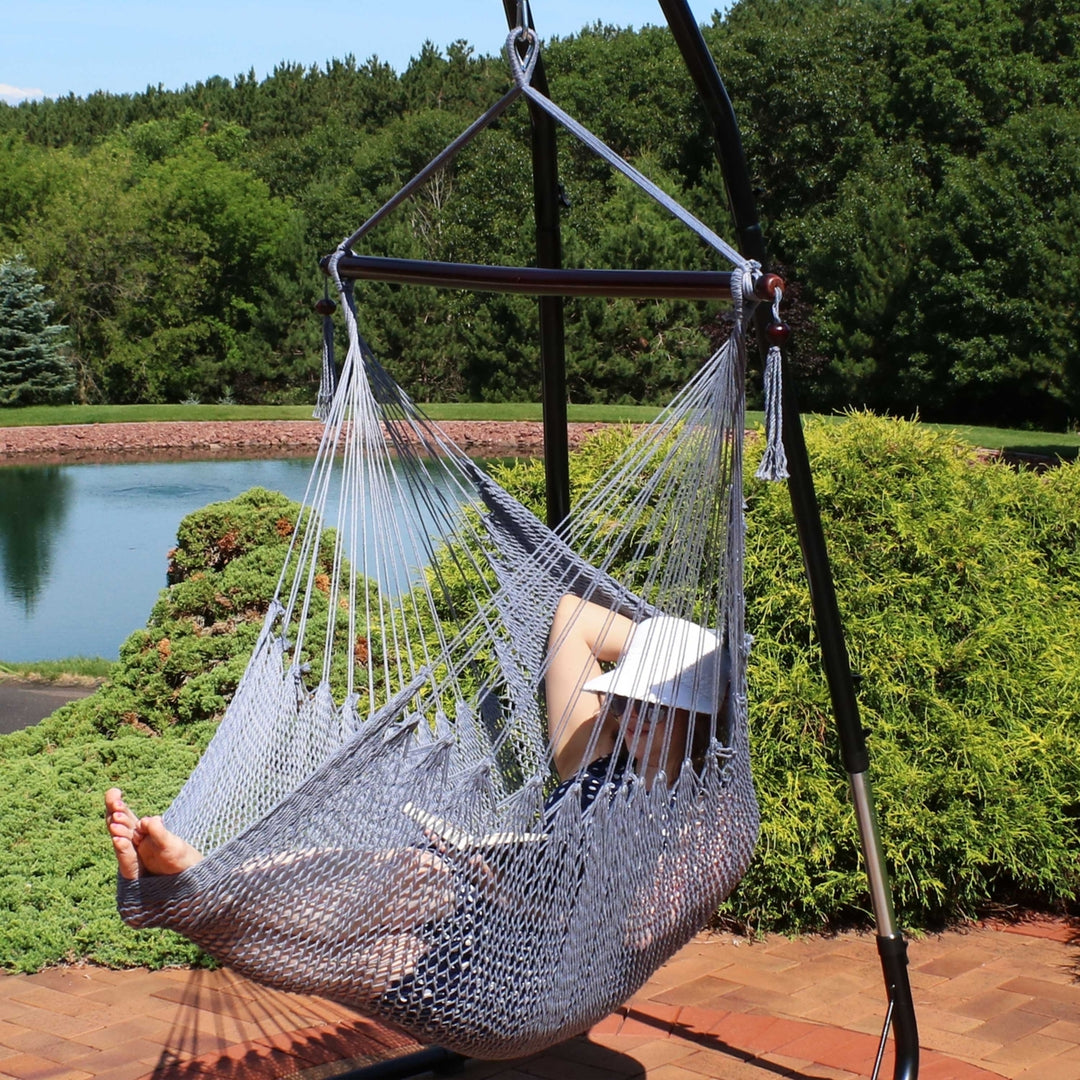 Sunnydaze Extra Large Polyester Rope Hammock Chair with Spreader Bar - Gray Image 4