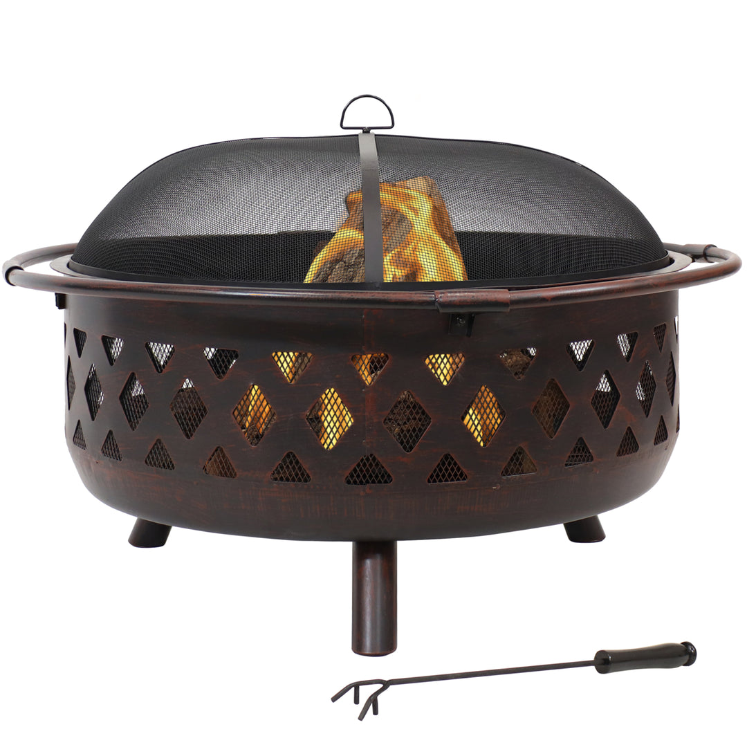 Sunnydaze 36 in Crossweave Steel Fire Pit with Screen and Poker Image 1