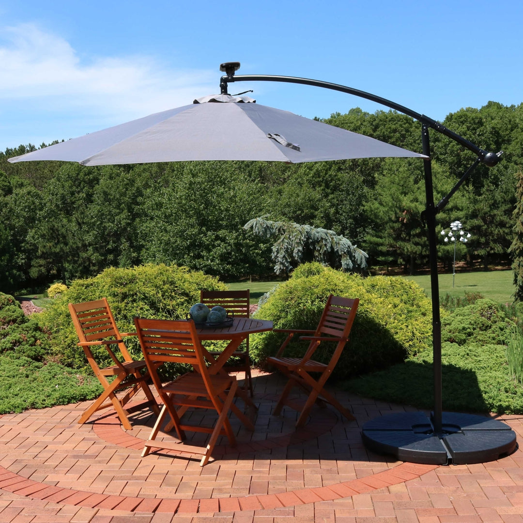 Sunnydaze 9.5 ft Solar Cantilever Offset Patio Umbrella - Smoke Image 4