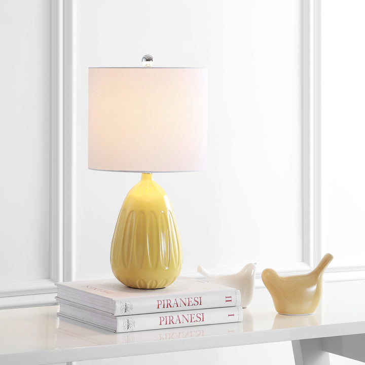 SAFAVIEH Linnett Table Lamp  Yellow Image 3