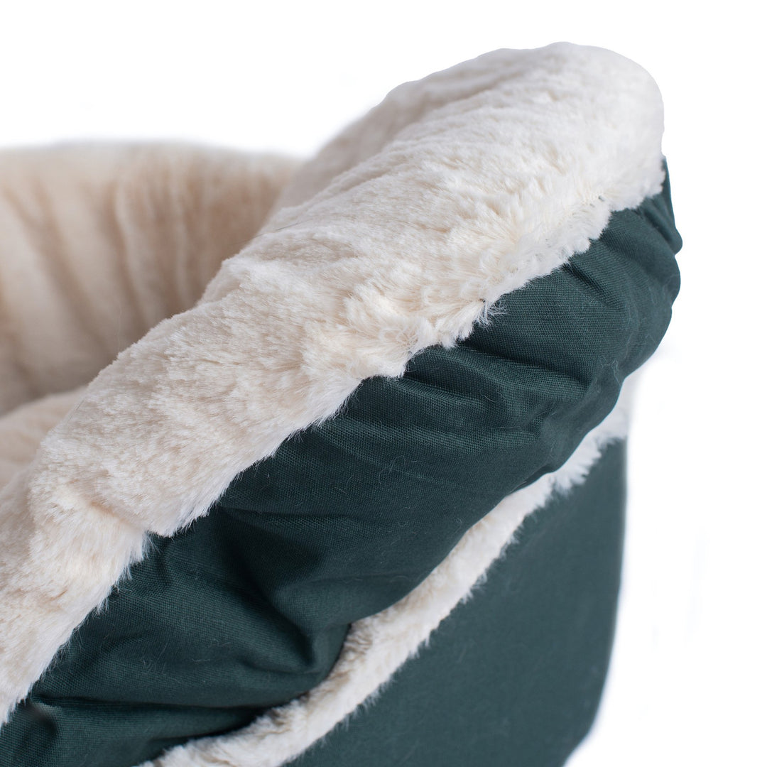 Armarkat Cat Bed Model C04 Laurel Green Ivory Waterproof Machine Washable 19" Image 3