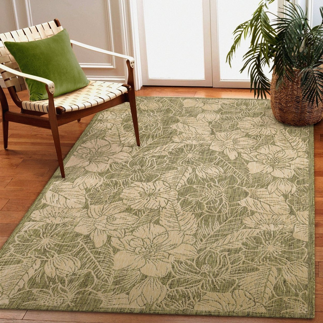 Liora Manne Carmel Botanical Indoor Outdoor Area Rug Green Image 1