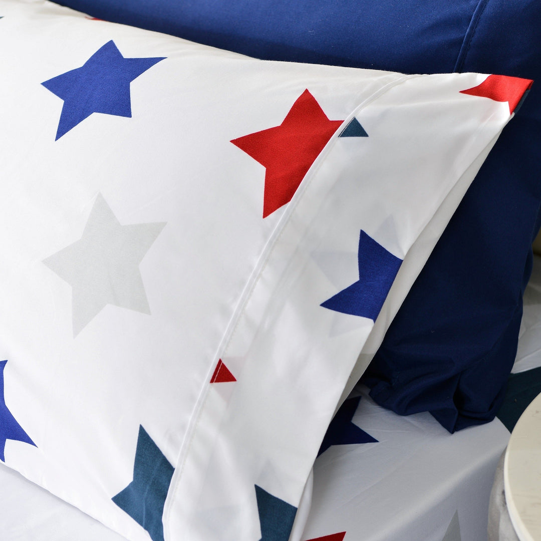American Home Collection Ultra Soft 4-6 Piece Star Printed Bed Sheet Set Image 3