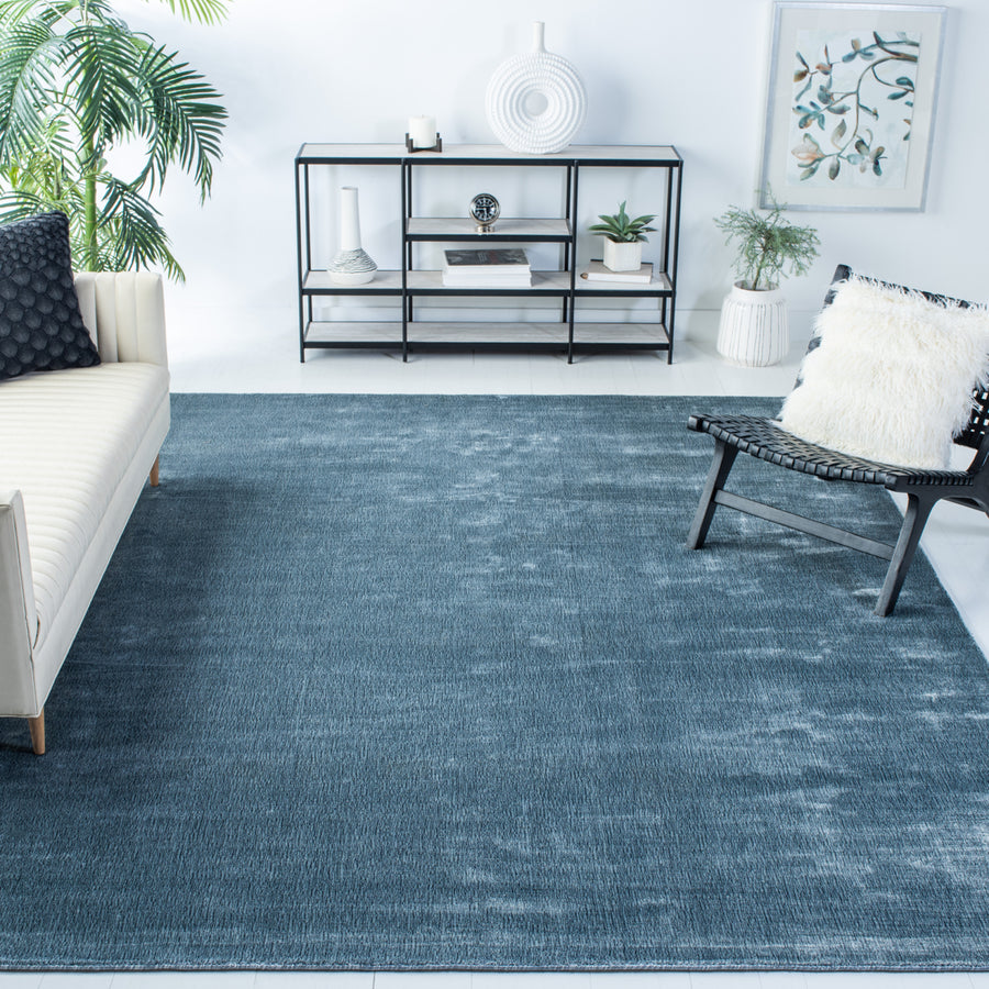 SAFAVIEH Mirage Collection MIR521A Handmade Grey Rug Image 1