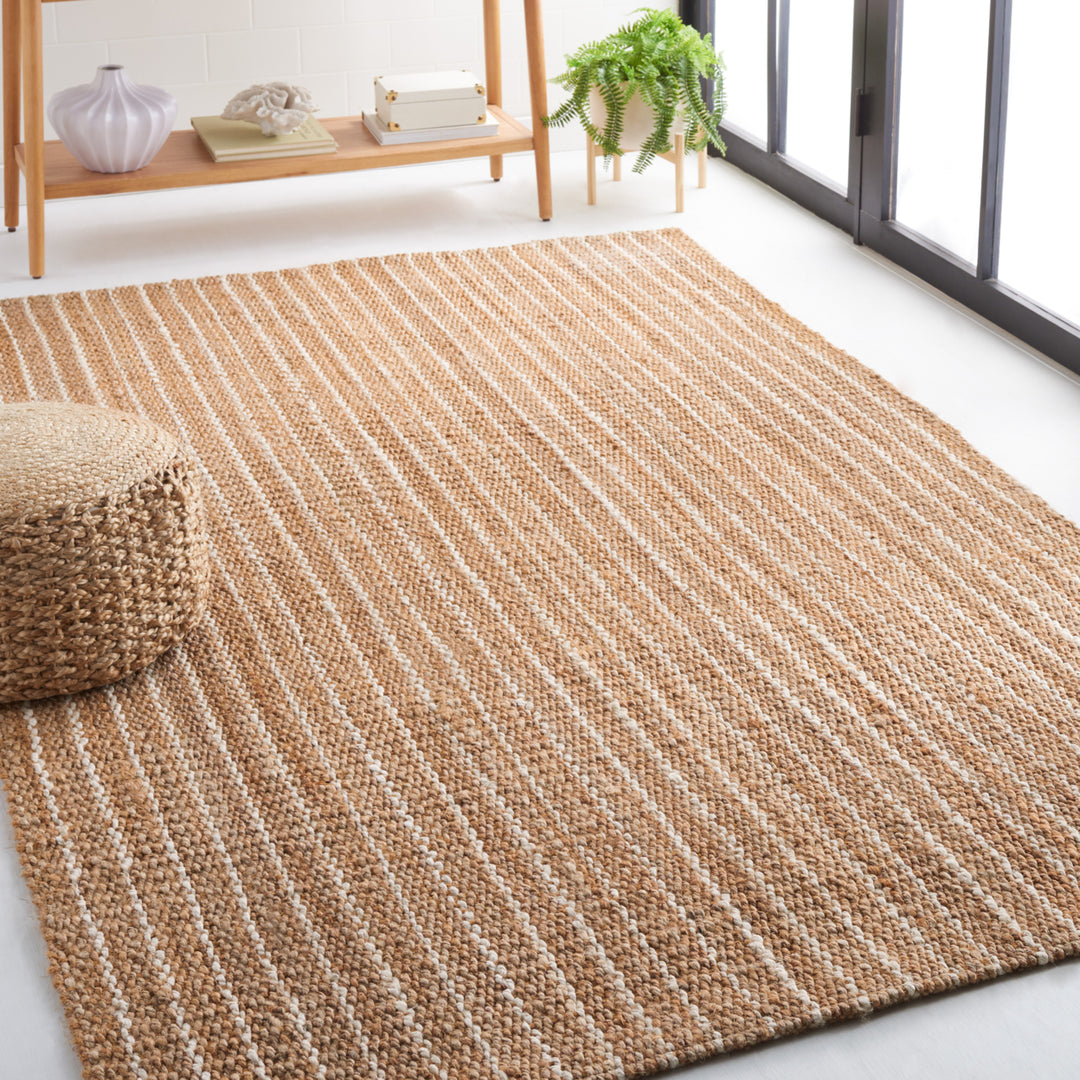 SAFAVIEH Natural Fiber NF225A Natural / Ivory Rug Image 3