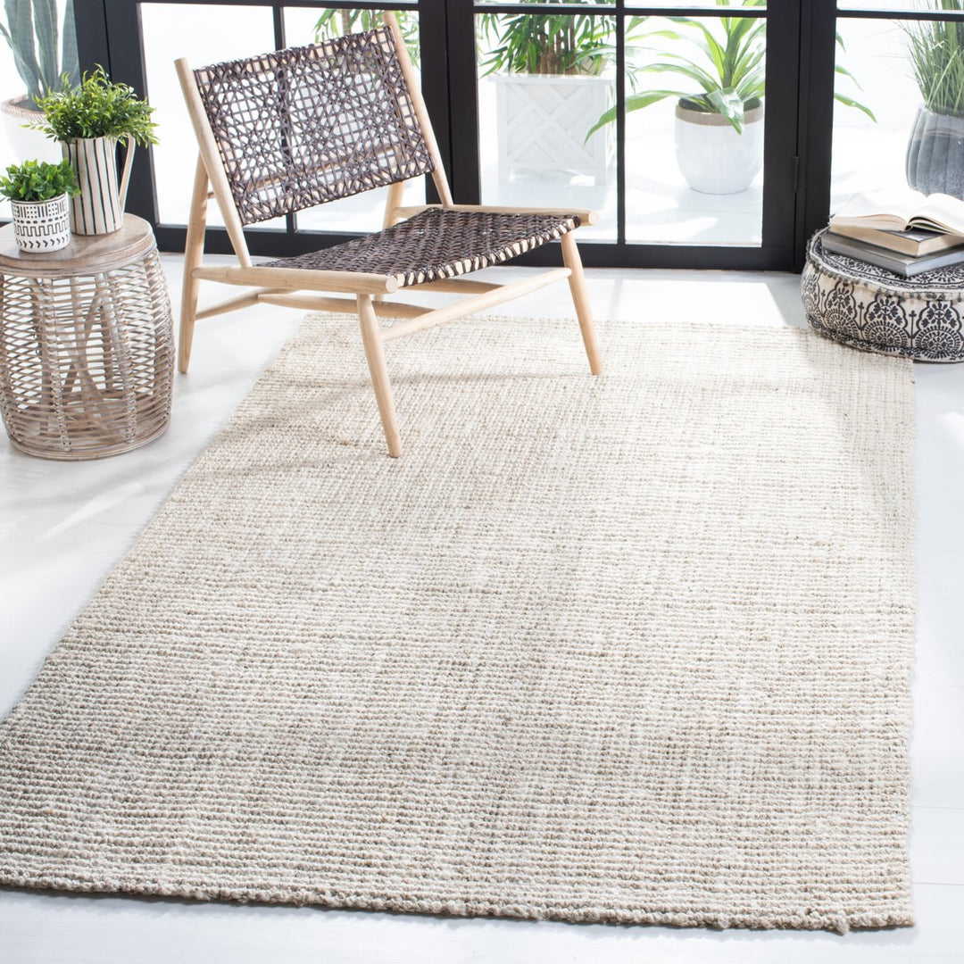 SAFAVIEH Natural Fiber NF226A Natural / Ivory Rug Image 1