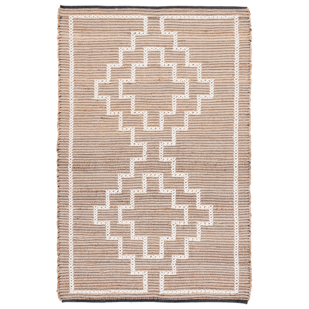 SAFAVIEH Natural Fiber NF826H Charcoal / Natural Rug Image 1