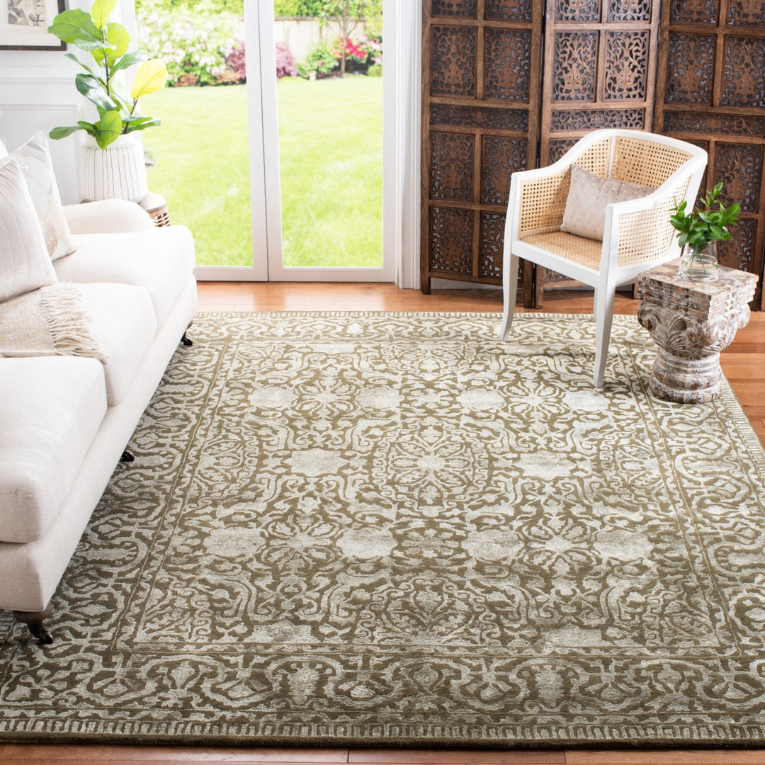 SAFAVIEH Toronto Shag SGT711A Handmade Light Grey Rug Image 1