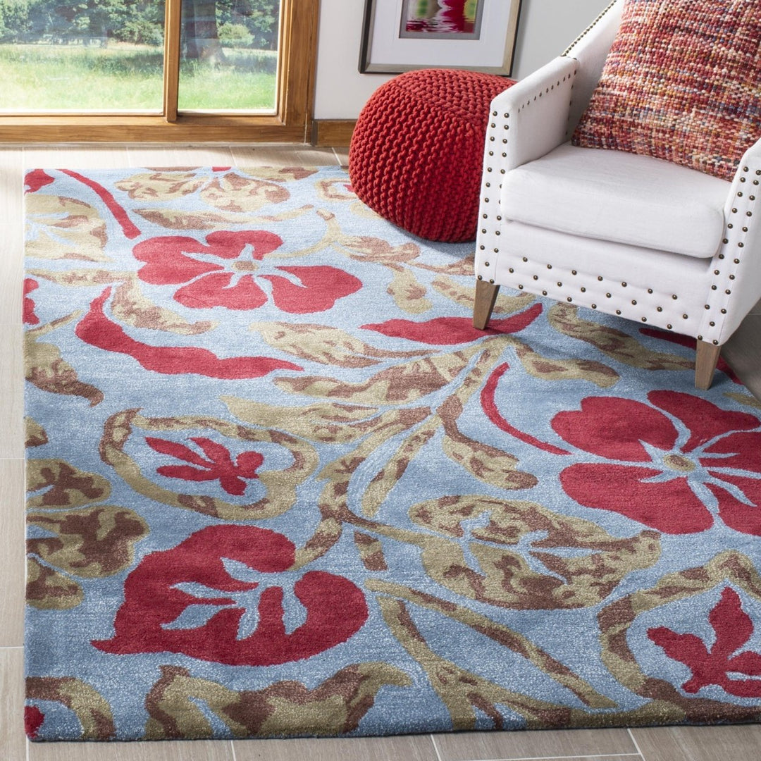 SAFAVIEH Summit Collection SMT295R Red / Ivory Rug Image 7