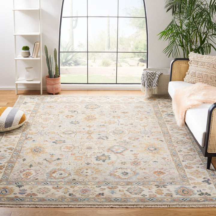 SAFAVIEH Soho Collection SOH824A Handmade Sage/Multi Rug Image 4