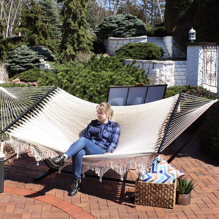 Sunnydaze 2-Person Woven Hammock with Spreader Bars and Fringe - White Image 11