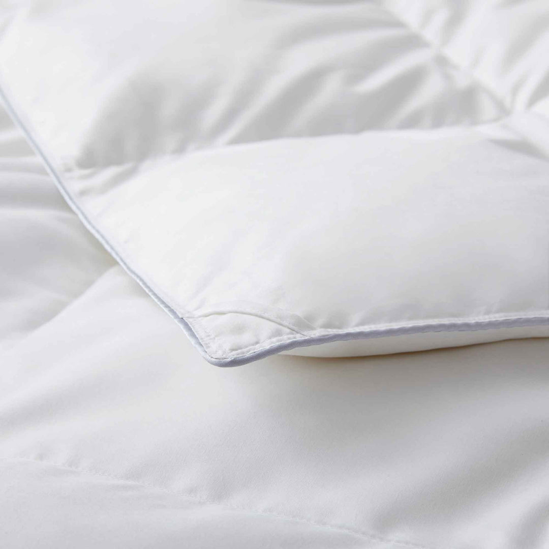 Lightweight Goose Feather and Down Comforter- Hotel Collection for Hot Sleepers Image 3