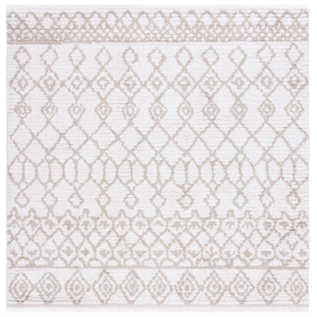 Safavieh AGT854B Augustine 800 Beige / Ivory Image 1