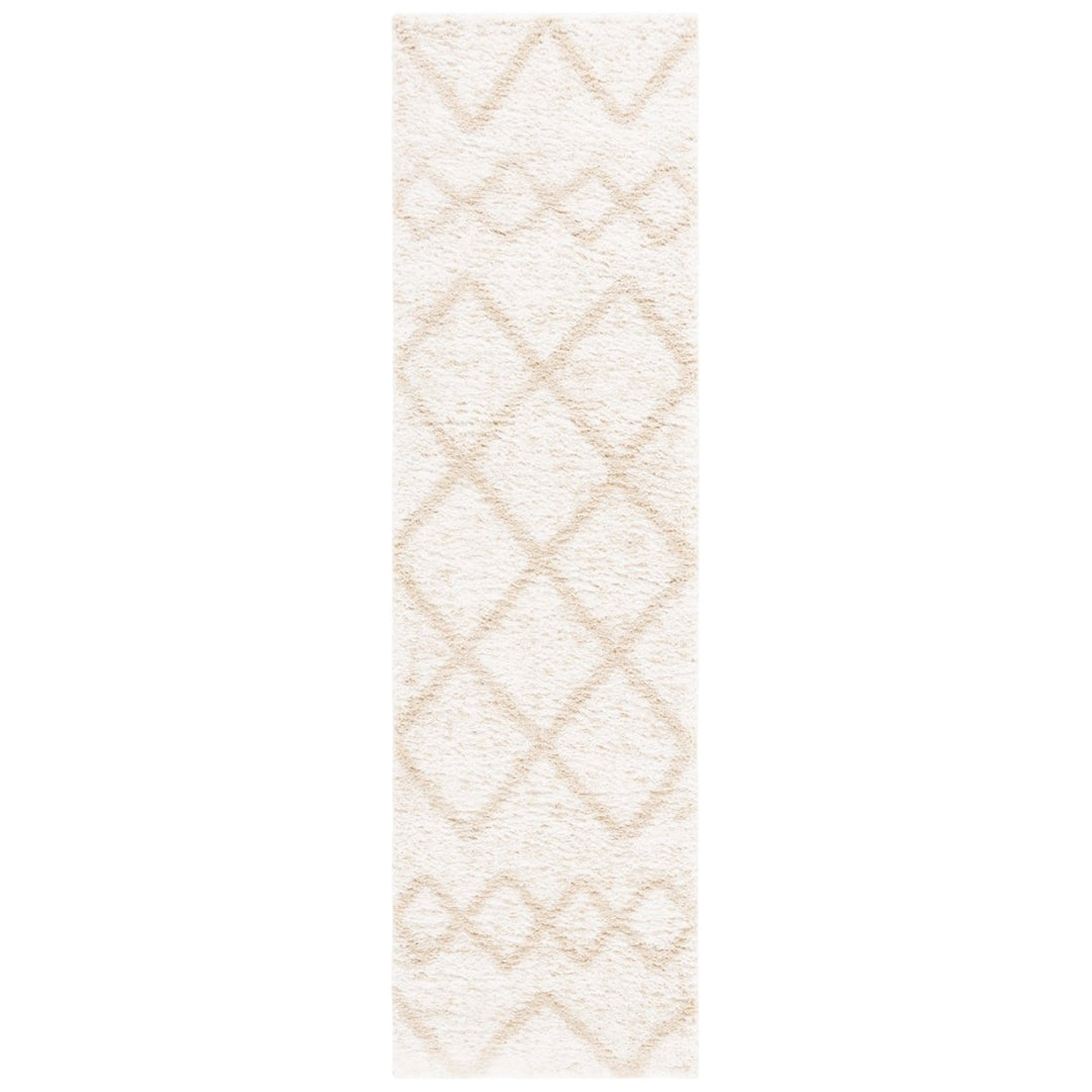 Safavieh BER572A Berber Shag Ivory / Beige Image 1