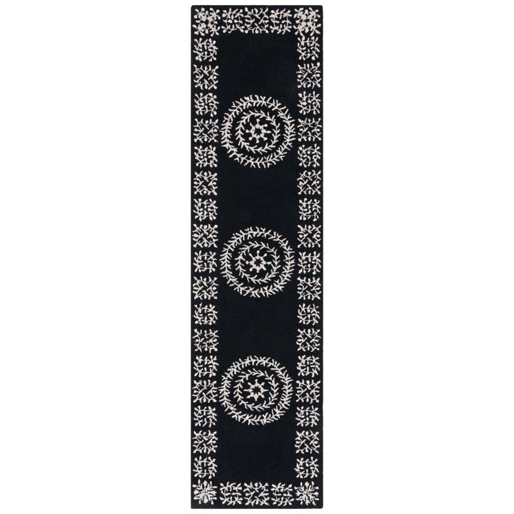 Safavieh EM826Z Empire Black / Ivory Image 1