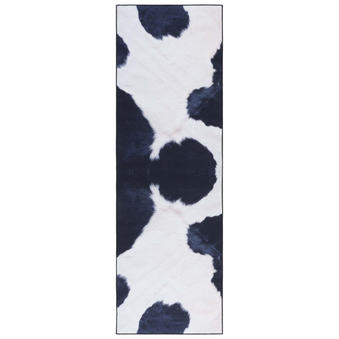 Safavieh FAH548A Faux Hide Ivory / Dark Blue Image 11