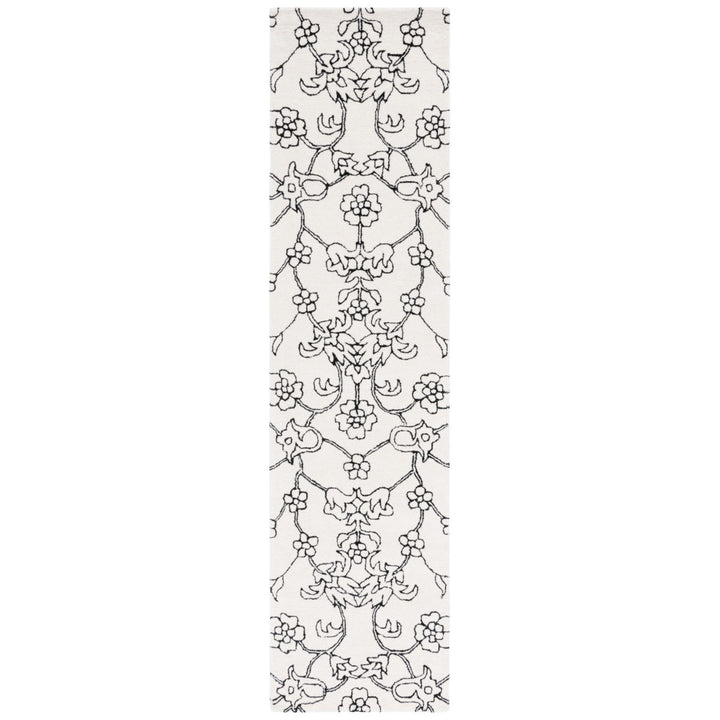 Safavieh FTV135A Fifth Avenue Ivory / Black Image 9